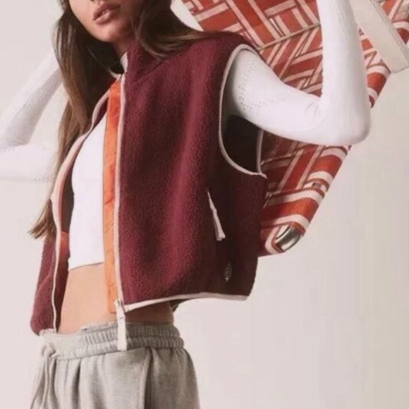 NWOT Free People Movement Hit The Slopes Vest - Picture 3 of 3